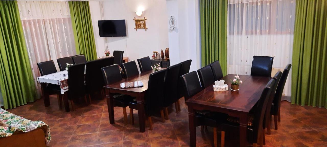 Rapsodia Muntilor Hotel Felsőszombatfalvi üdülőtelep Kültér fotó