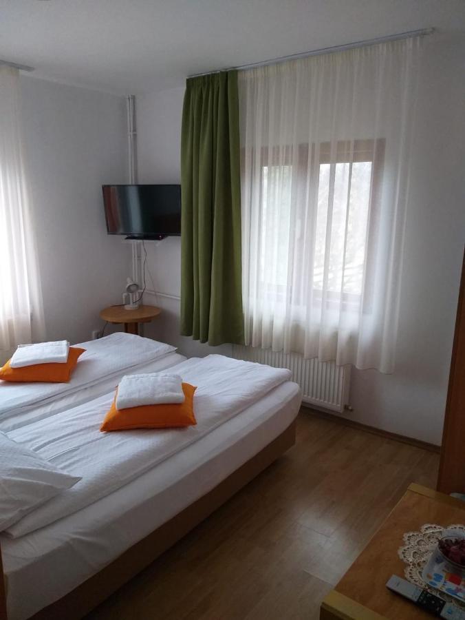 Rapsodia Muntilor Hotel Felsőszombatfalvi üdülőtelep Kültér fotó